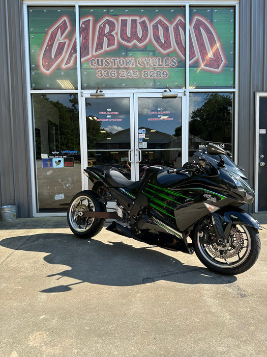 2013 Kawasaki ZX14R Color: Black/Green Mileage: 4,809 VIN: 012701