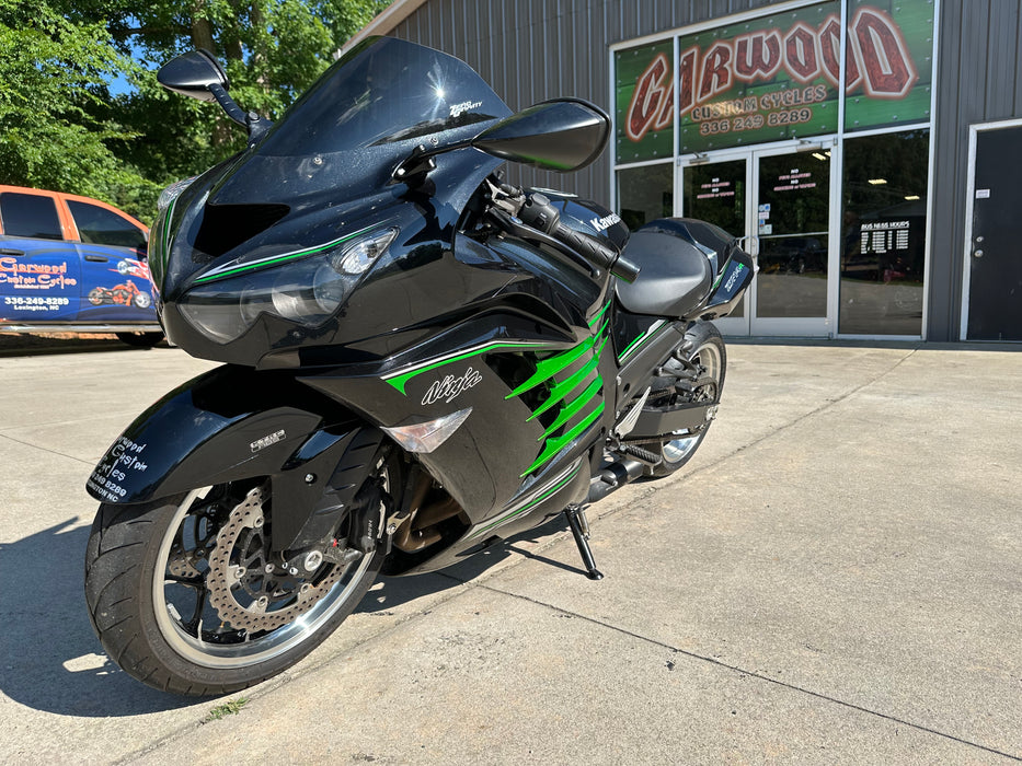 2013 Kawasaki ZX14R Color: Black/Green Mileage: 4,809 VIN: 012701