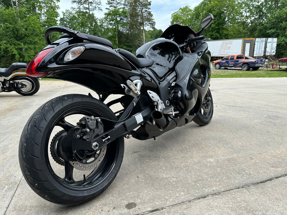 2011 Suzuki GSX-1300R Color: Black Mileage: 11,582 VIN: 103044