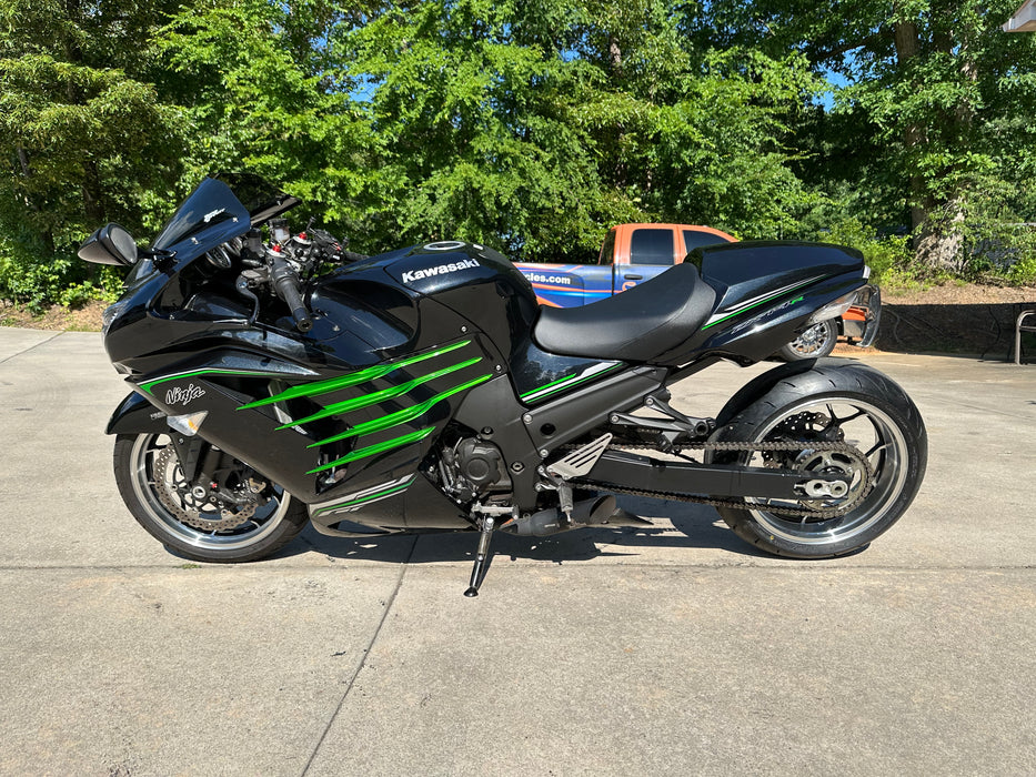 2013 Kawasaki ZX14R Color: Black/Green Mileage: 4,809 VIN: 012701