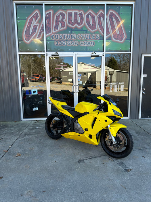 2003 Honda CBR600 Color: Yellow Mileage: 19,147 VIN: 005575