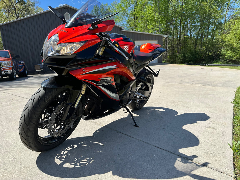 2008 Suzuki GSXR-600 Color: Orange Mileage: 29,916 VIN: 106507