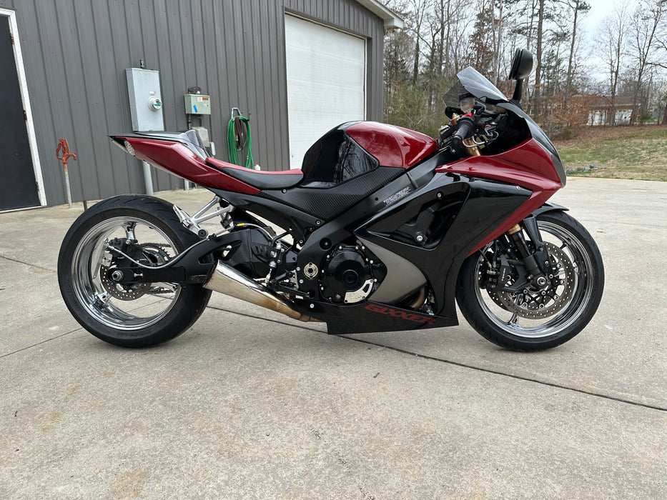 2007 Suzuki GSXR-1000 Color: Red Mileage: 25,751 VIN: 101598