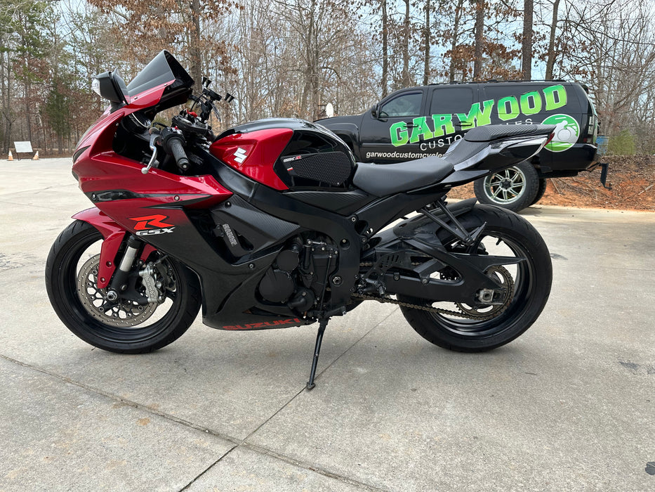 2017 Suzuki GSXR-750 Color: Red/Black Mileage: 15,561 VIN: 100445