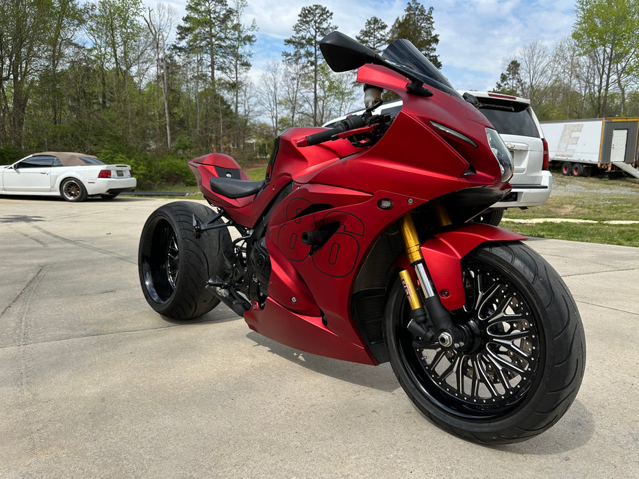 2018 Suzuki GSXR-1000 Color: Red Mileage: 7,054 VIN: 100038