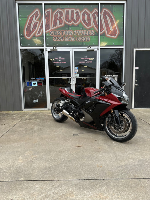 2007 Suzuki GSXR-1000 Color: Red Mileage: 25,751 VIN: 101598