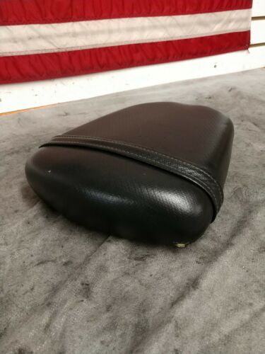 2006-2007 SUZUKI GSXR 600/750 REAR PASSENGER SEAT PAD  OEM