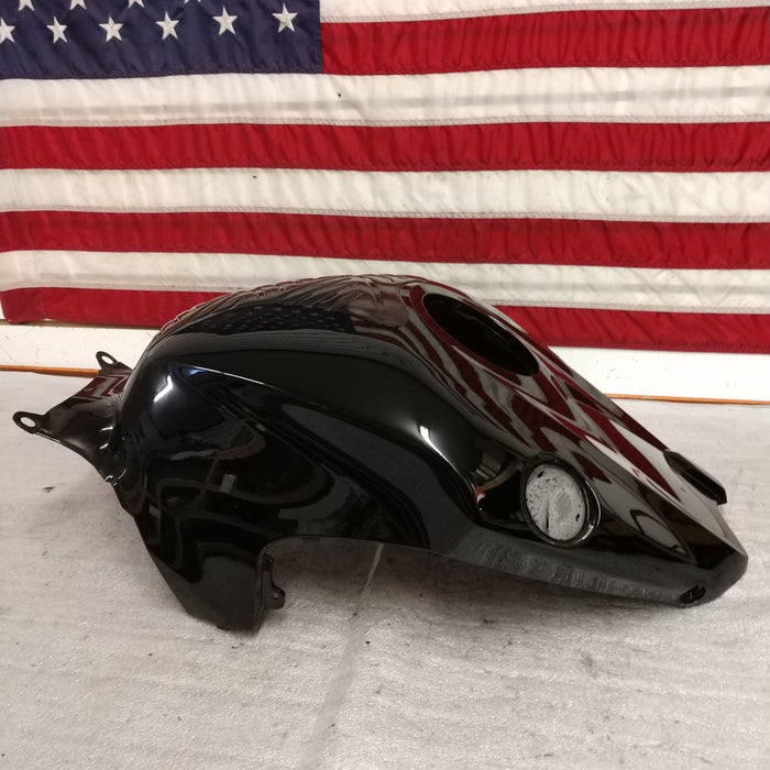 2012-2016 Honda CBR1000 Tank Cover OEM