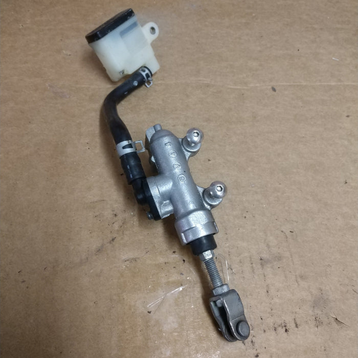 2007-2008 Suzuki Gsxr1000 Rear brake Master Cylinder