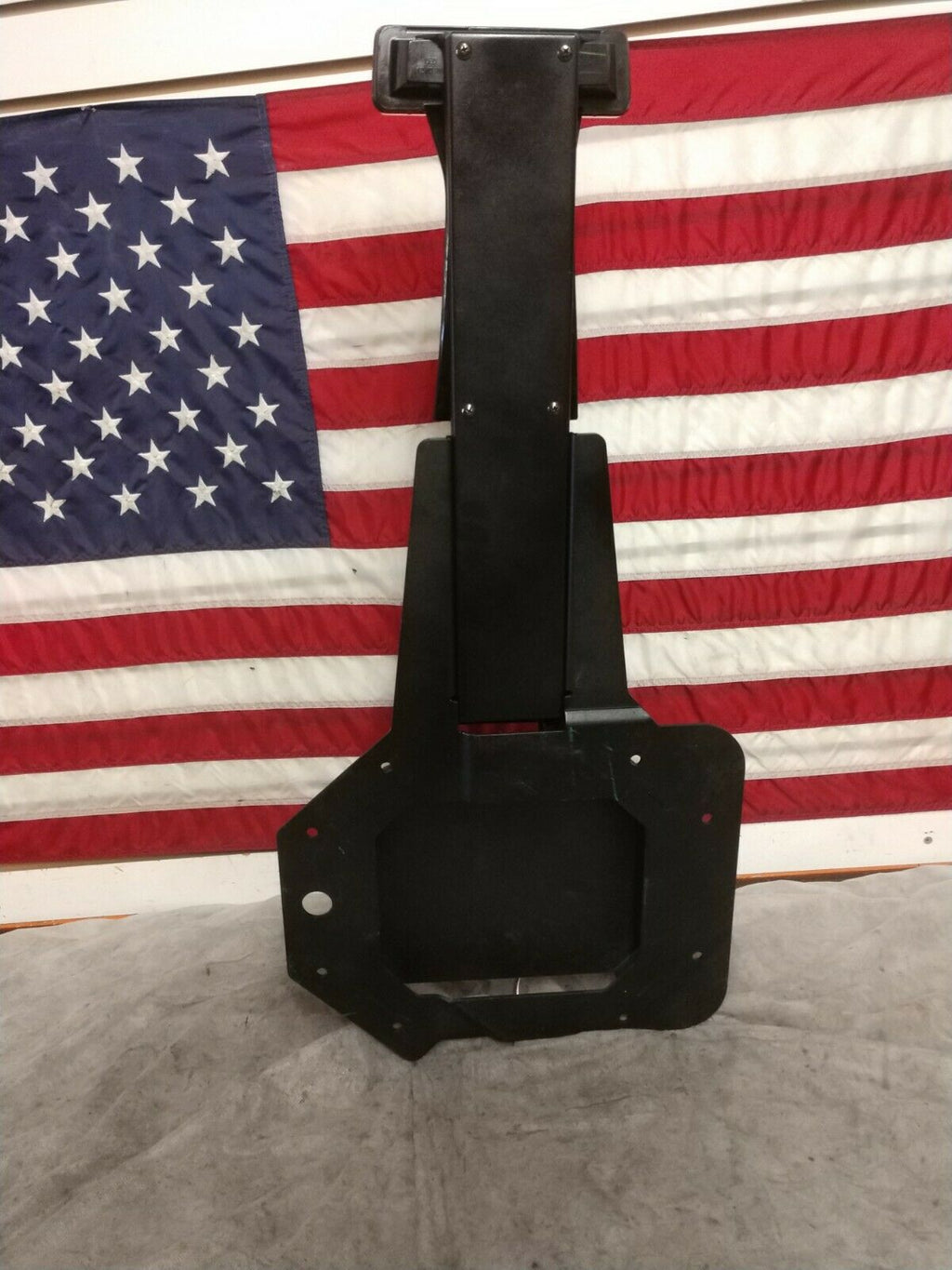 2007-2018 Jeep Wrangelr JK Spare Tire Mount with High Mount Brake Light OEM NICE