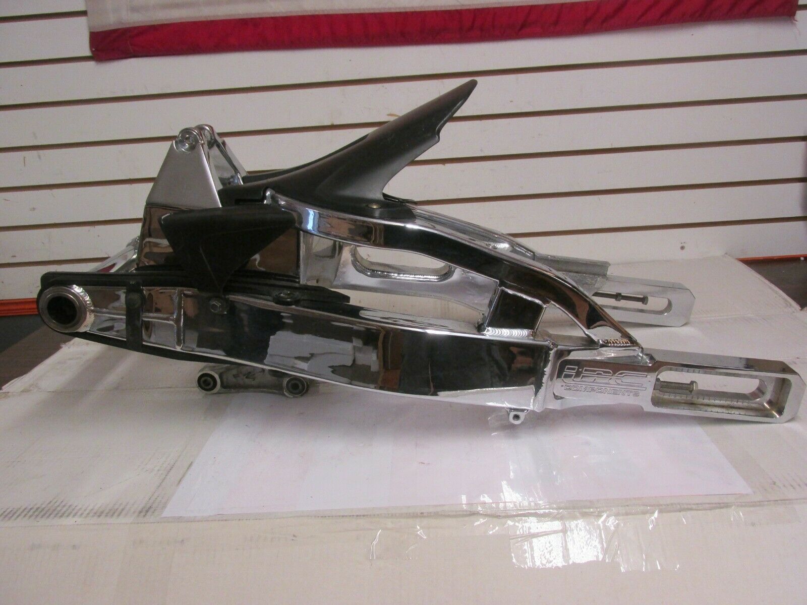 2004-2005 HONDA CBR 1000 SWINGARM w/ Yana Shiki LRC Swingarm Extensions  4-6"
