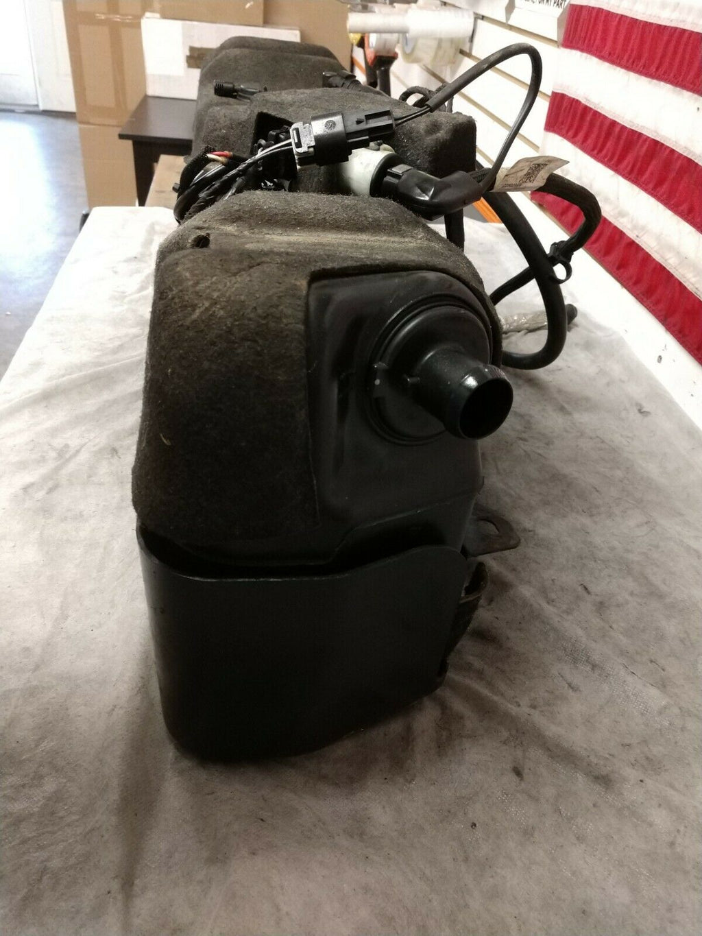 2011-2016 Chevy Silverado 2500 3500 Diesel Exhaust Fluid DEF Tank & Pump Bosch