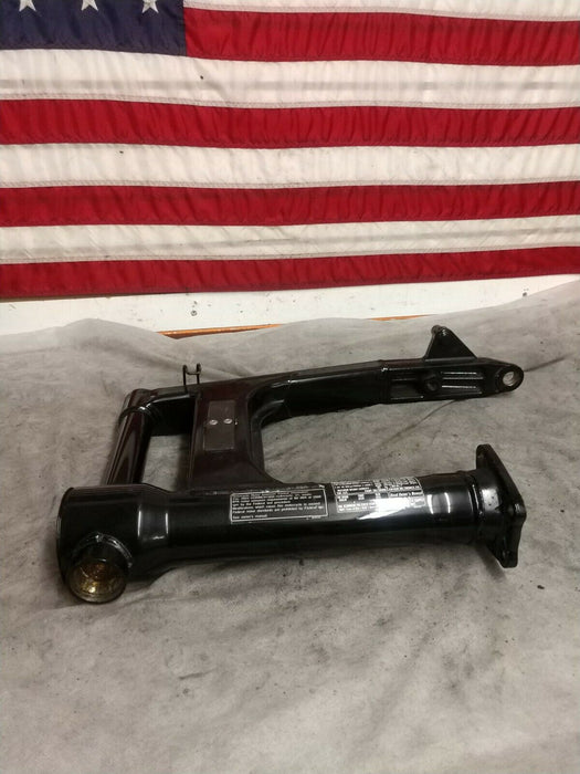 2006-2019 SUZUKI BOULEVARD M109R VZR1800 REAR SWINGARM SUSPENSION ARM OEM