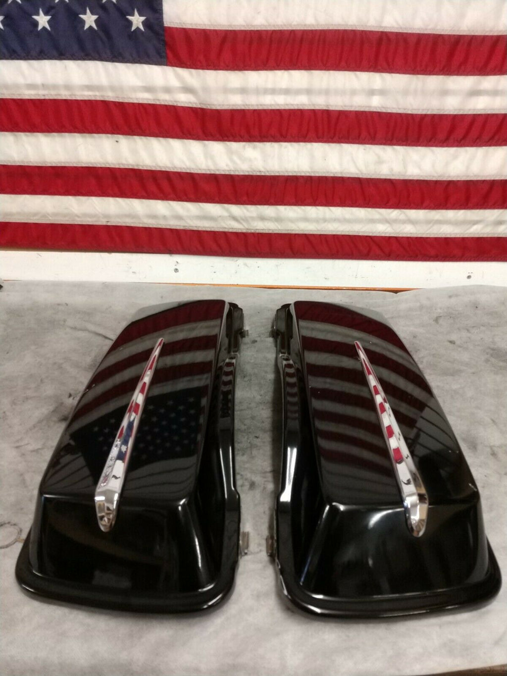 2008-2013 Harley Davidson Roadking saddle bag lids