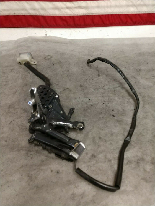 2006-2007 HONDA CBR1000RR  RIGHT REARSET REAR SET DRIVER FOOT PEG REST STOP OEM