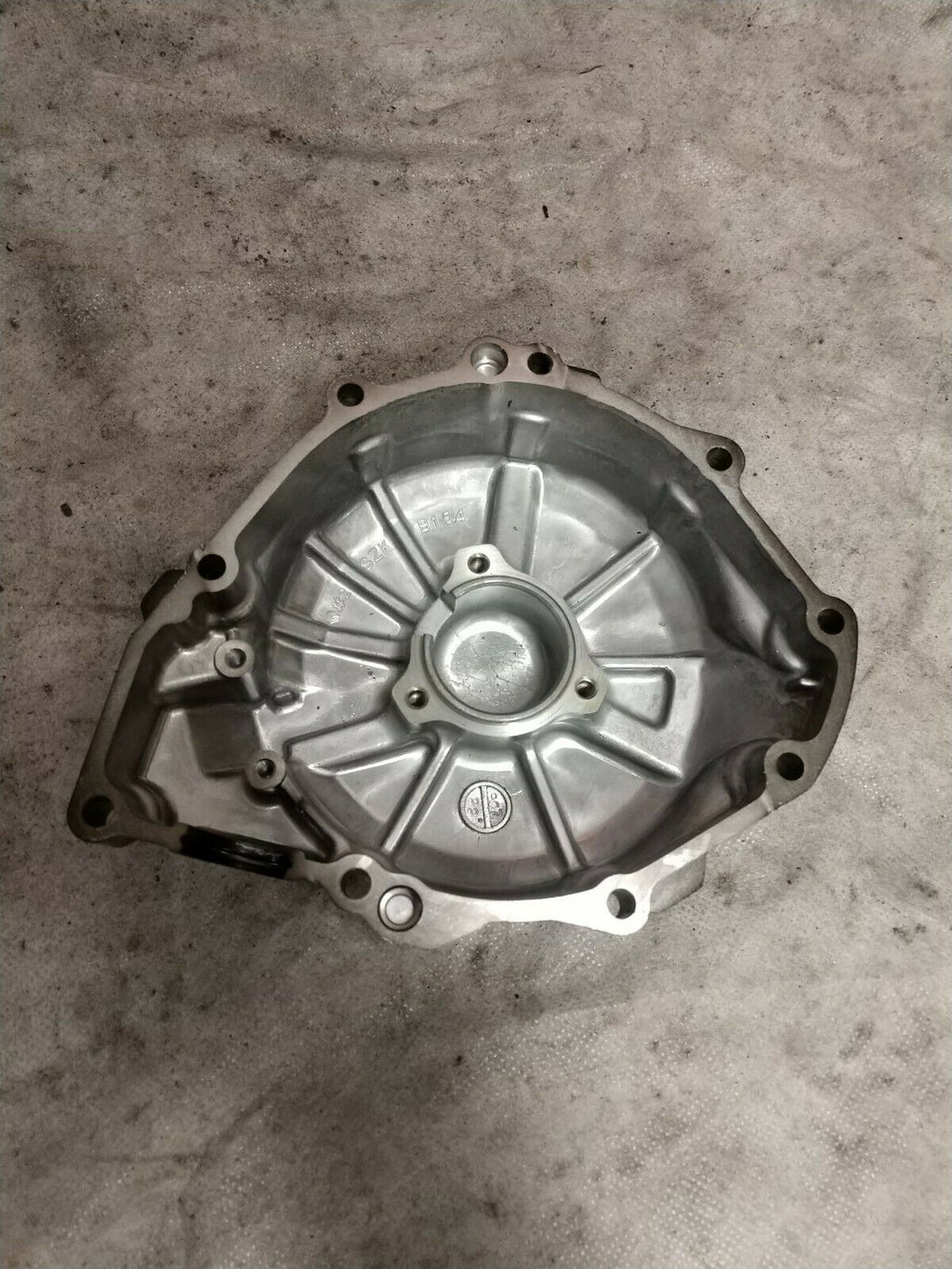 1999-2007 SUZUKI GSXR1300R BUSA STATOR MAGNETO ALTERNATOR GENERATOR COVER