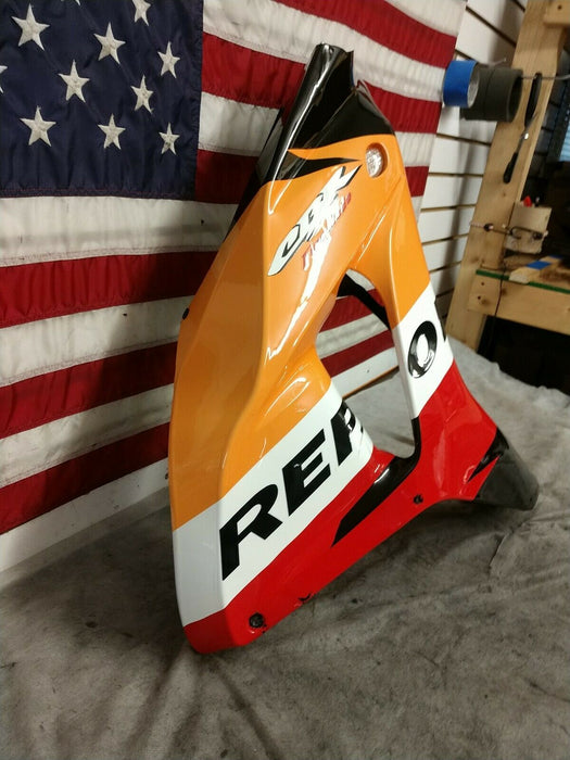 2006-2007 Honda CBR1000rr Repsol RIGHT SIDE FAIRING COWL PLASTIC OEM