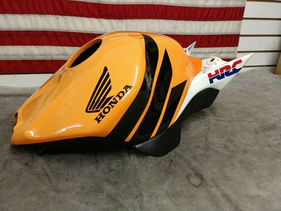 2006-2007 HONDA CBR1000RR Repsol GAS TANK FUEL CELL COVER FAIRING COWL