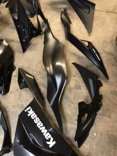 2019 Kawasaki ZX6R Full Fairing Set Black *GENUINE OEM* with fender