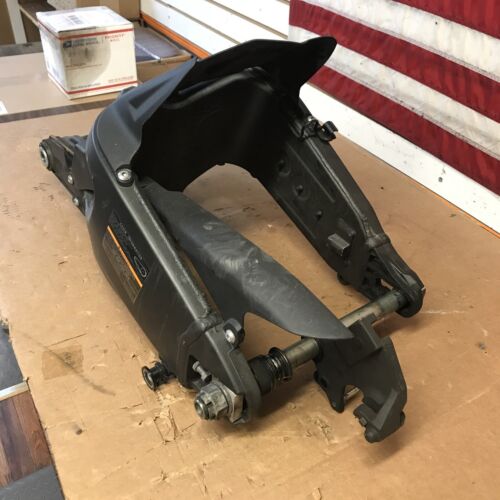 2019-2023 (2021) Kawasaki Ninja ZX6R Swingarm Rear Suspension OEM
