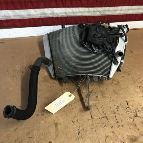 2005-2006 Suzuki GSXR1000 Radiator and Fan OEM