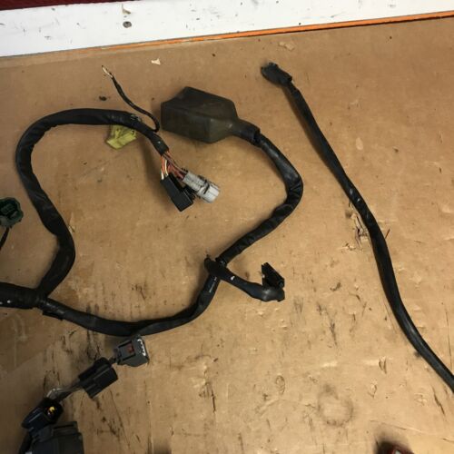 2005-2006 Suzuki GSXR 1000 Wiring Harness OEM *some cuts*