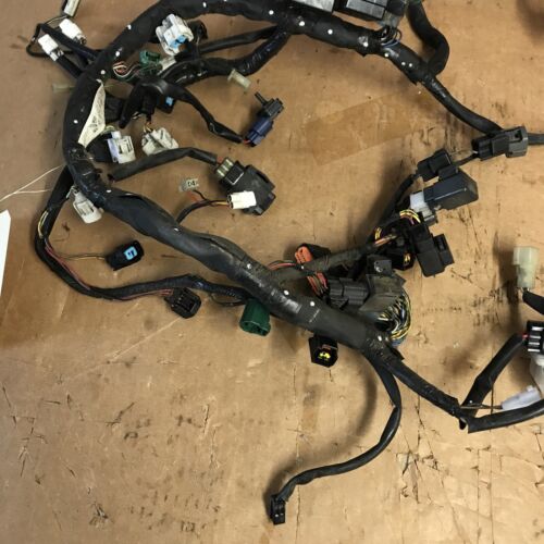 2005-2006 Suzuki GSXR 1000 Wiring Harness OEM *some cuts*