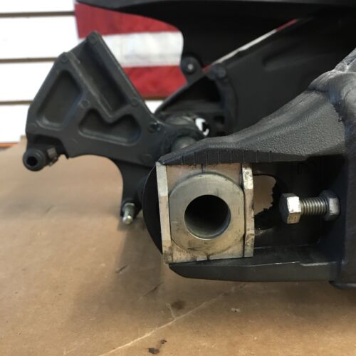 2019-2023 (2021) Kawasaki Ninja ZX6R Swingarm Rear Suspension OEM