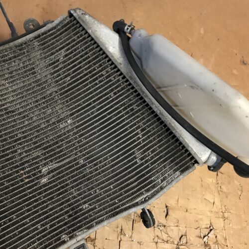 2005-2006 Suzuki GSXR1000 Radiator and Fan OEM