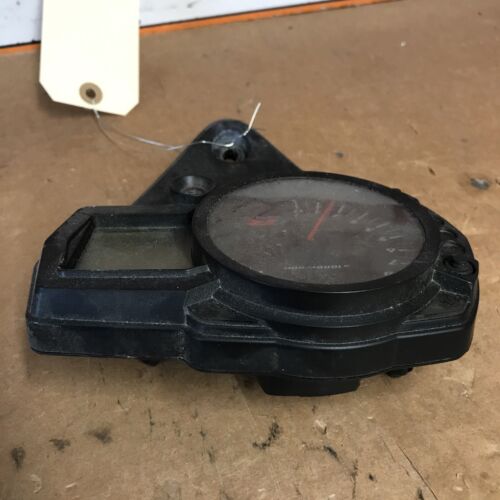 2005-2006 Suzuki GSXR1000 Speedometer Gauge OEM **10,677 MILES**