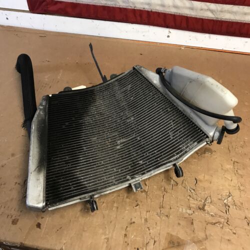 2005-2006 Suzuki GSXR1000 Radiator and Fan OEM
