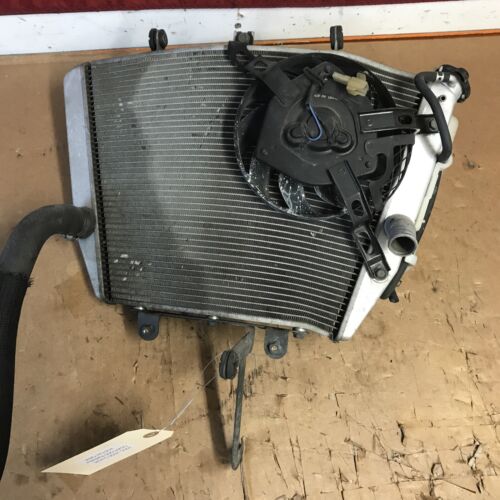 2005-2006 Suzuki GSXR1000 Radiator and Fan OEM