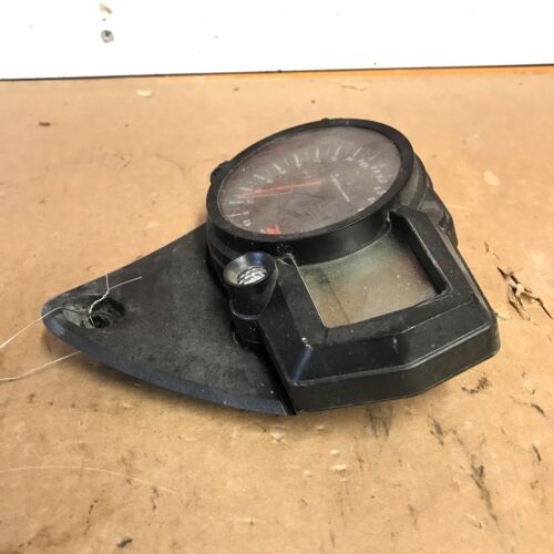 2005-2006 Suzuki GSXR1000 Speedometer Gauge OEM **10,677 MILES**