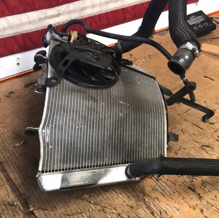 2005-2006 Suzuki GSXR 1000 Radiator OEM with Cooling Fan, Hoses, Coolant Tank