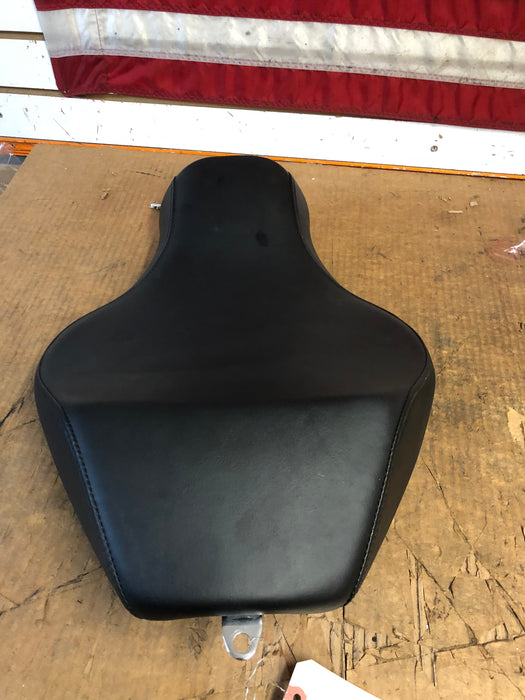 2016 Harley Davidson HD XL883 Front Seat