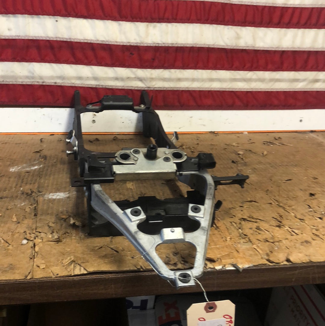 08-10 ZX10 Subframe OEM STR8