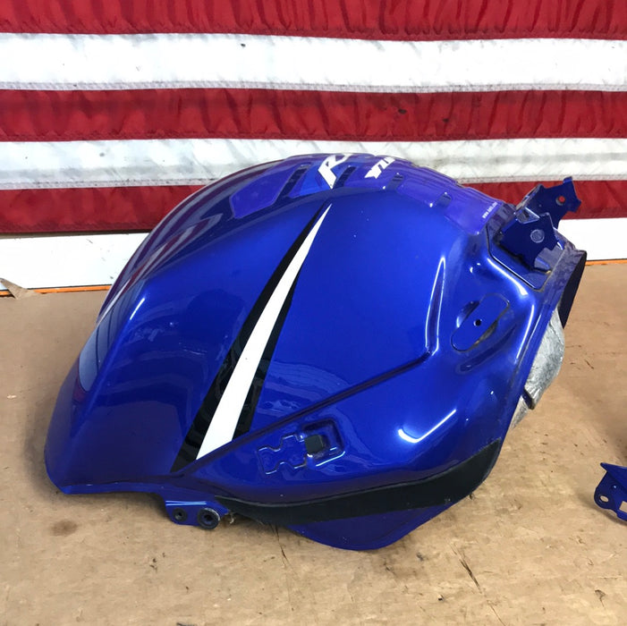 2004-2006 Yamaha R1 Blue Gas Tank *DENT* and Tank Cover Fairing OEM