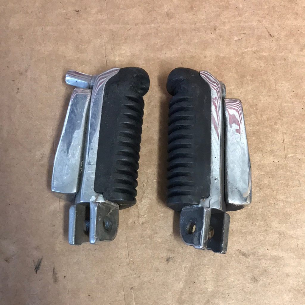 Suzuki Hayabusa Busa Rear Passenger Foot Pegs