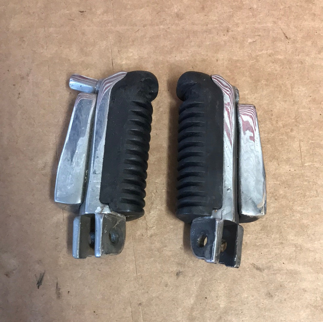 Suzuki Hayabusa Busa Rear Passenger Foot Pegs