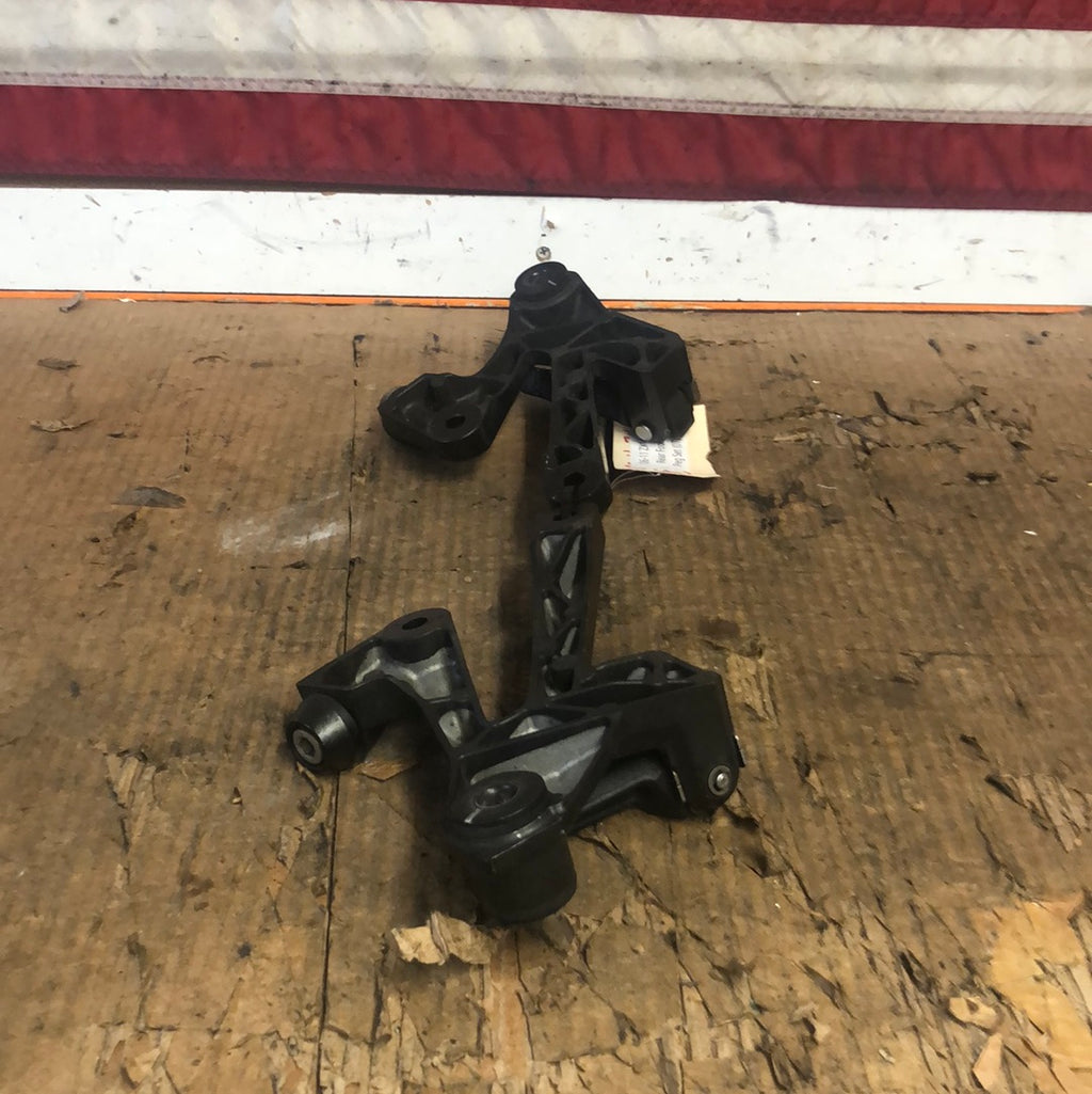 06-11 ZX14 Rear Foot Peg Set (07)