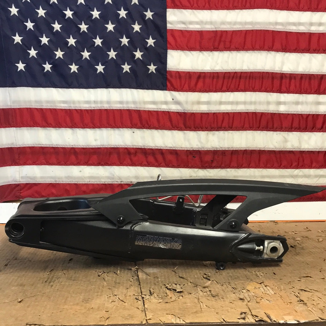 06-11 ZX14 OEM Swingarm