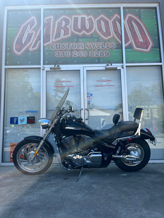 2005 Honda VTX1300 Color: Black Mileage: 7,040 VIN: 105656