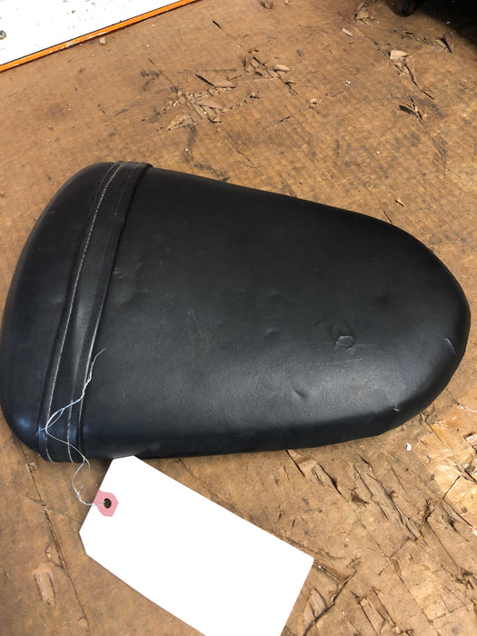 2005-2006 SUZUKI GSXR 1000 Gsxr1000 passenger rear seat