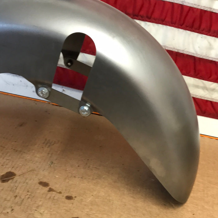 1401-0715 RWD-50260 Flat Back Dresser Front Fender Unpainted Brand New!