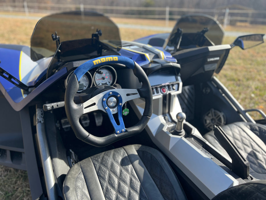 2015 Polaris Slingshot Color: Blue Mileage: 784 VIN: 103868