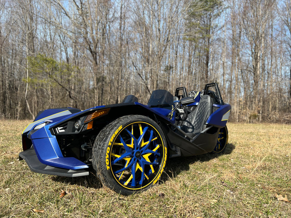 2015 Polaris Slingshot Color: Blue Mileage: 784 VIN: 103868