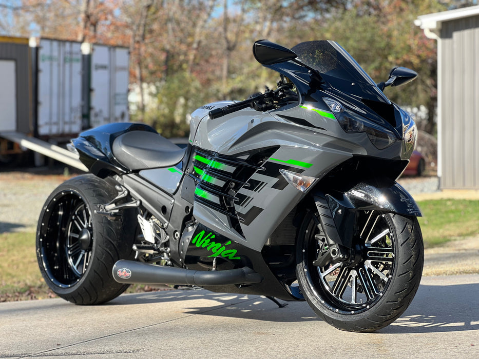 2021 Kawasaki ZX14R Color: Gray/Green Mileage: 2,609 VIN: 013546