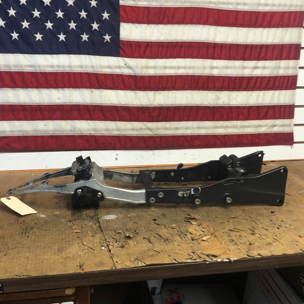 08-10 ZX10 Subframe OEM STR8