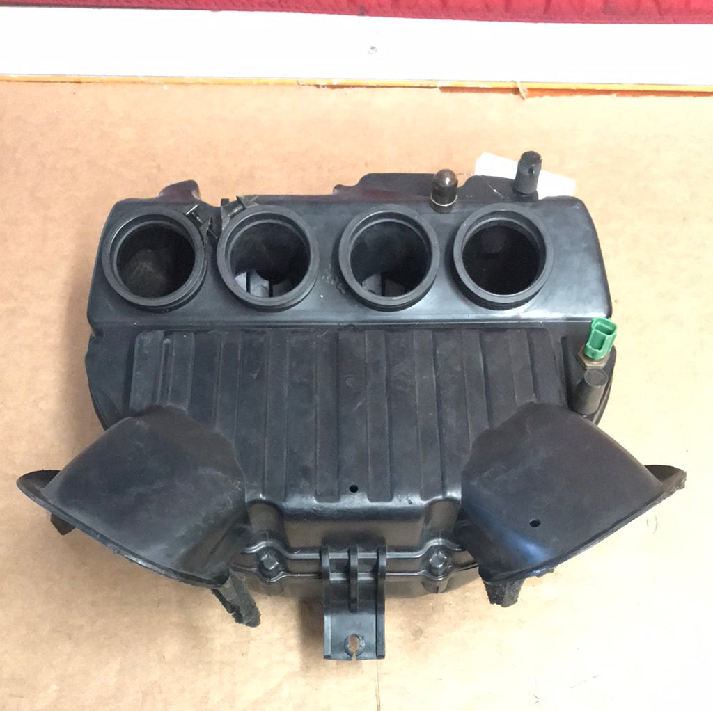 2005-2006 Suzuki GSXR Air Box Airbox Filter OEM