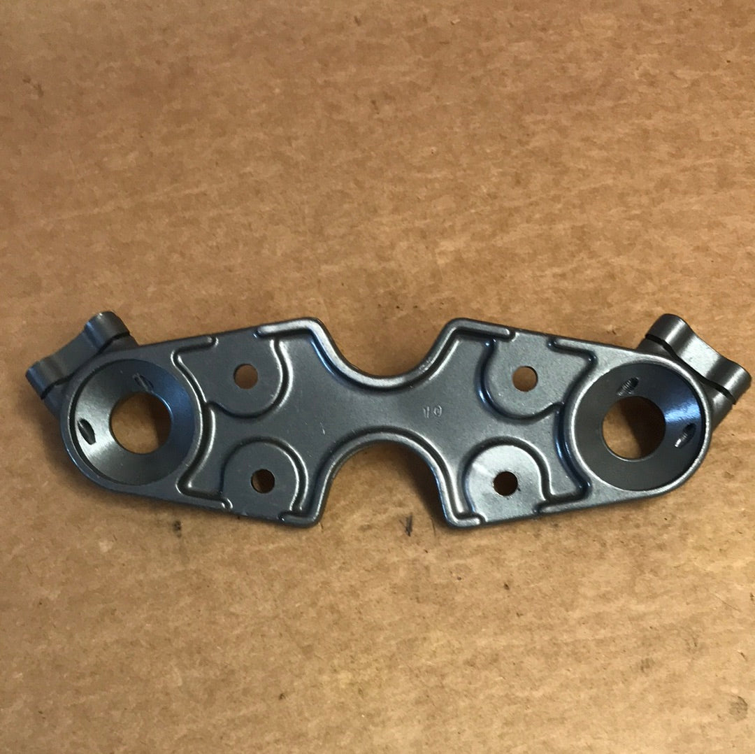 1999-2007 Gen 1 Suzuki Hayabusa Upper Clamp Triple Trees OEM